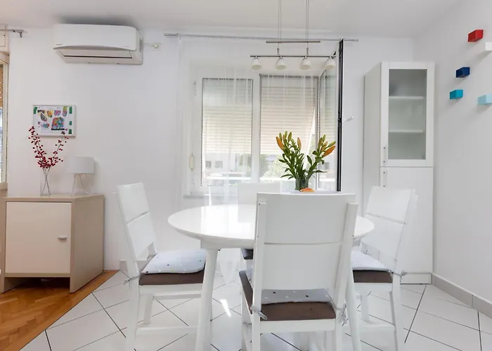 Zen Апартаменти Спліт